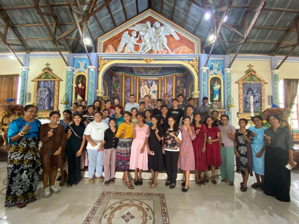 Pelatihan-Letor-dan-Pemazmur-Bloro
